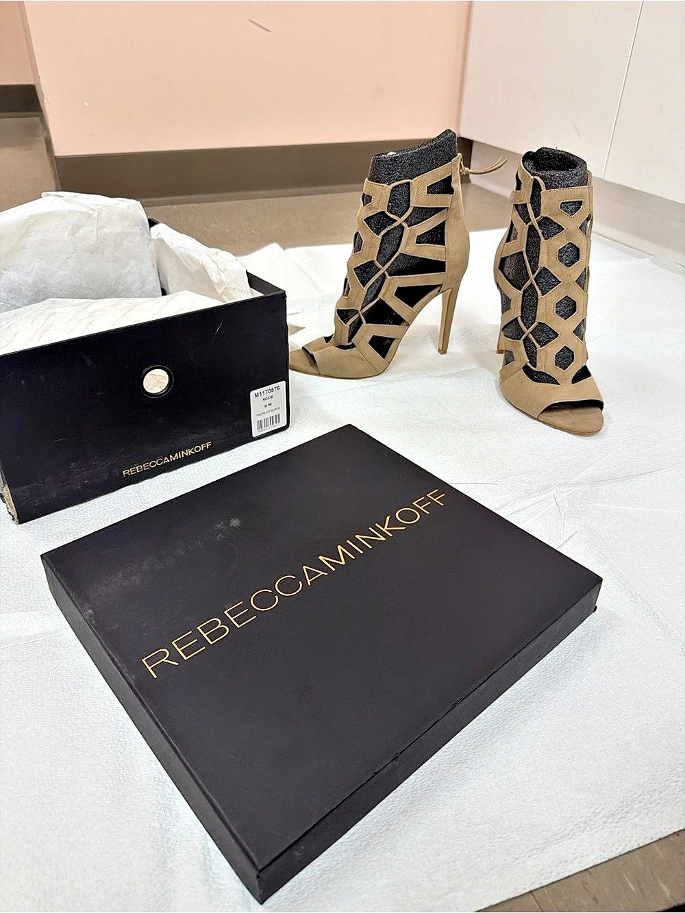 Rebecca Minkoff Geometric Cutout Stiletto Heels Brown & Black